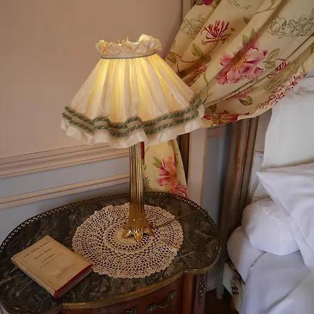 Chateau De La Haye * Contigné